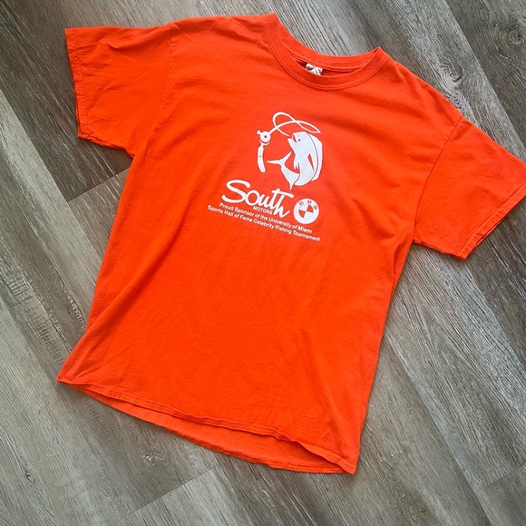 Gildan South Motors x University of Miami tee - Picture 1 of 7